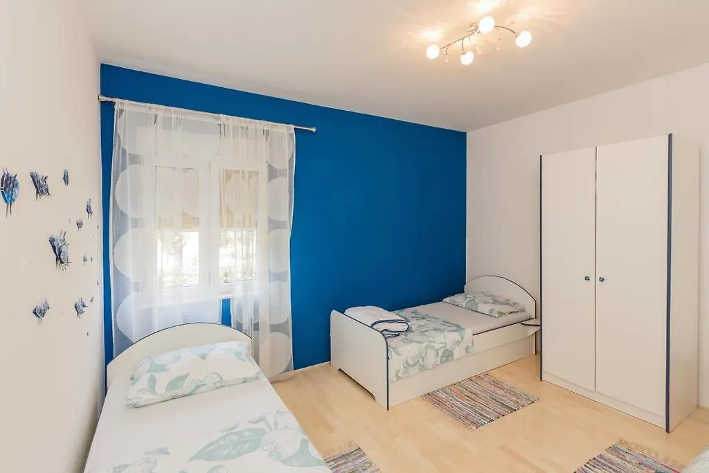 Apartment Apartman A&B Kastela